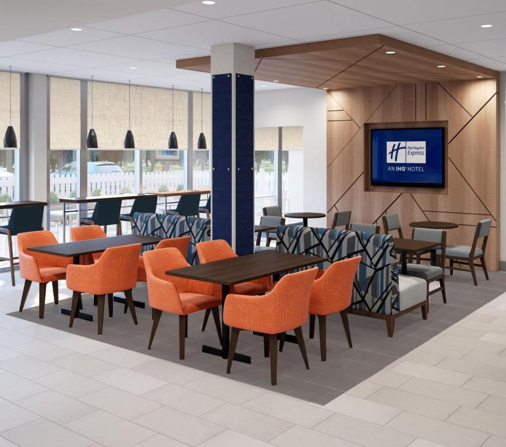 Holiday Inn Express Asheville Woodfin By Ihg Экстерьер фото